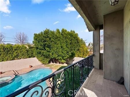 Building Photo - 14739 Hesby St