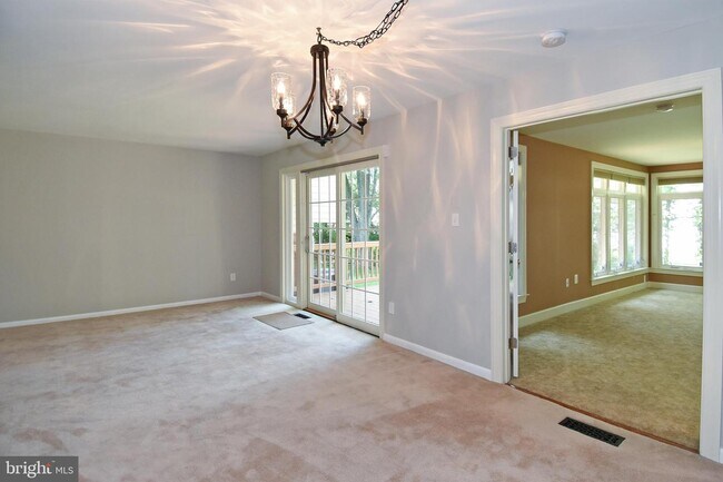 Building Photo - 1716 Burning Tree Dr