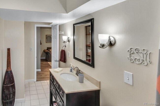 Building Photo - 6550 Tabor St