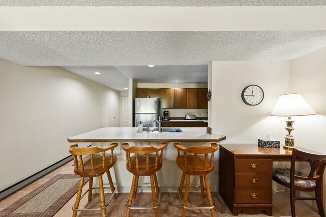 Building Photo - 2822 Hager Ln