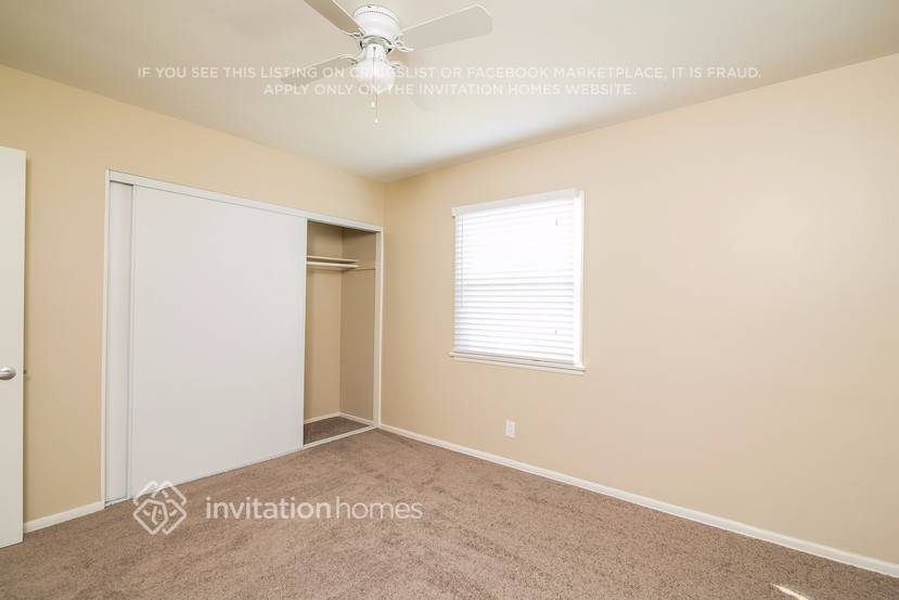 Building Photo - 2109 W Orange Grove Ave