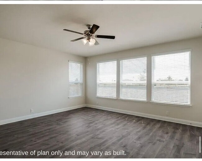 Building Photo - COMING SOON! GORGEOUS Two Story 5 Bedroom ...