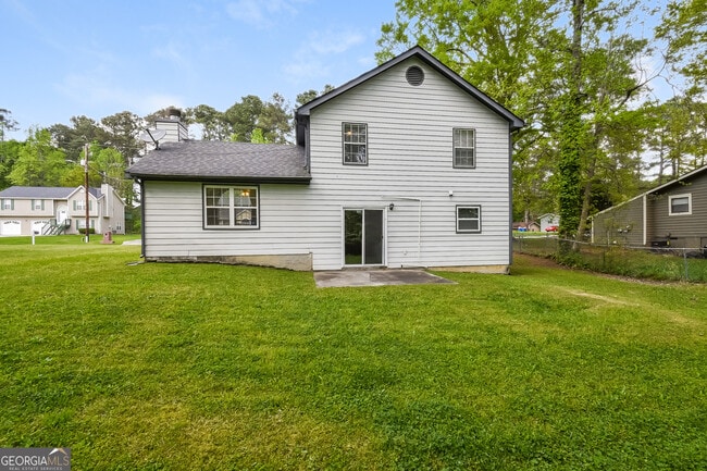 Building Photo - 388 Montgomery Pl