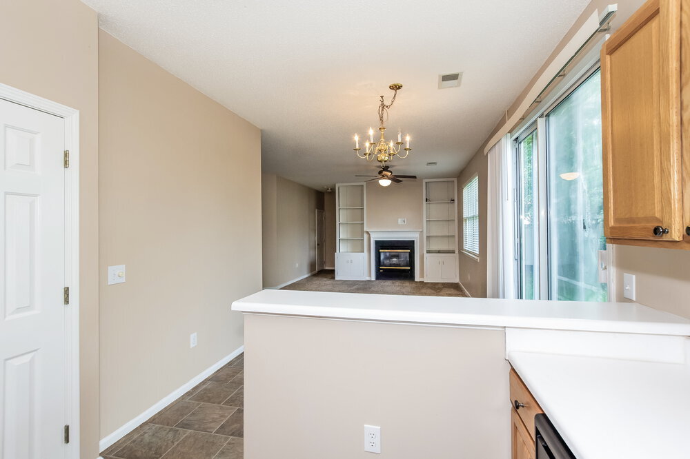 Building Photo - 8707 Meadowmont View Dr