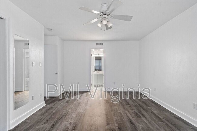 Building Photo - 1301 Hampton Blvd