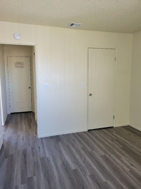 Building Photo - 15549 Barranca Way