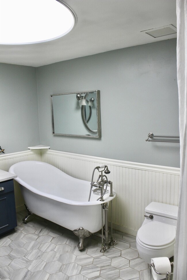 Building Photo - 2600 E Doublegate Dr
