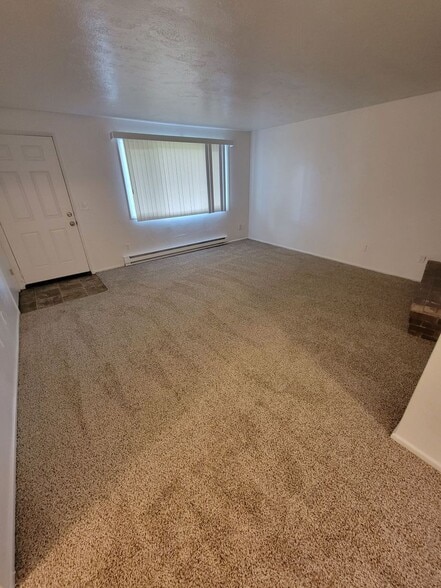 Interior Photo - Whispering Pines