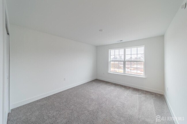 Building Photo - 135 Stoutsburg Blvd