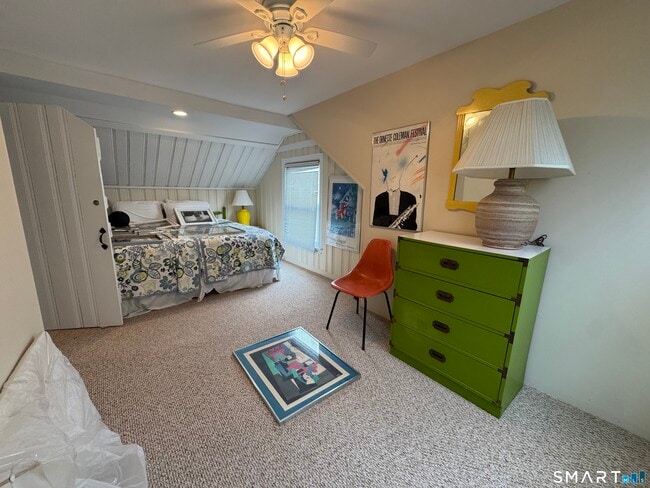 Building Photo - 42 Parkway S