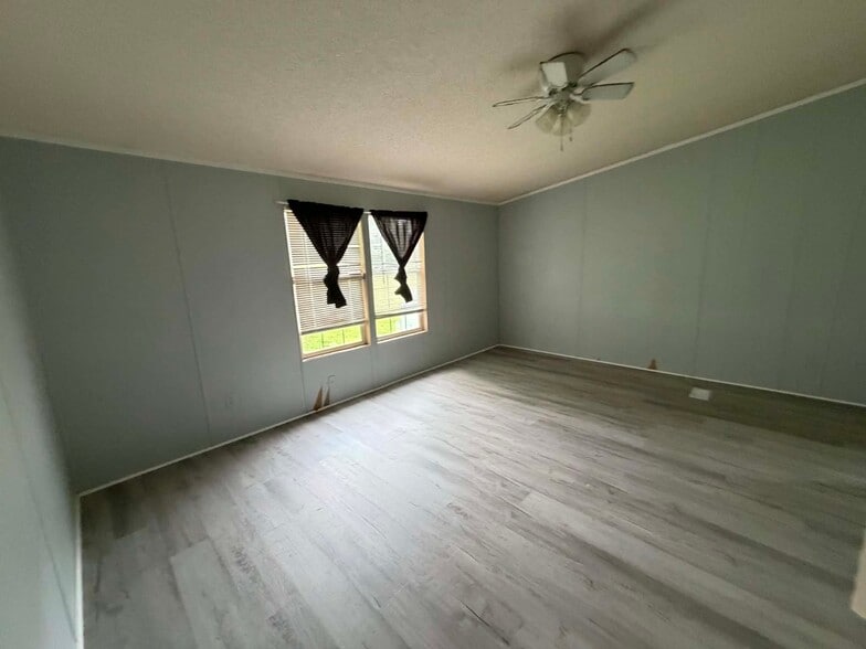 Building Photo - 11581 Cathys Ct