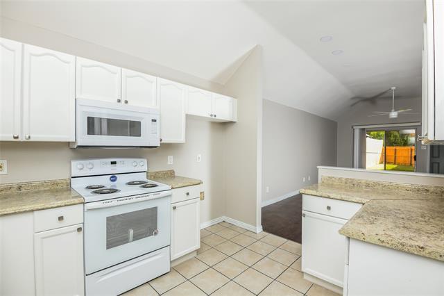 Building Photo - 123 Hunter Dr