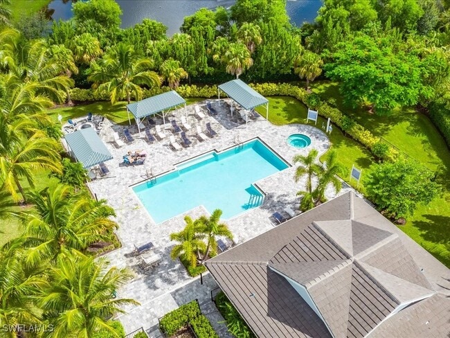 Building Photo - 2385 Ariane Dr