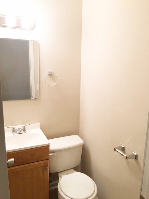 Building Photo - GORGEOUS EAST SIDE 3 BR/1.5 BA STONE RANCH AVAILABLE NOW!