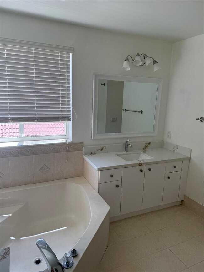 Building Photo - 1288 Camellia Cir