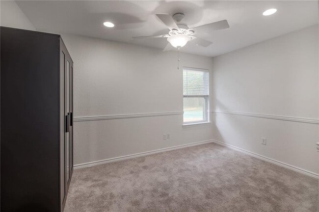 Building Photo - 507 San Jacinto St