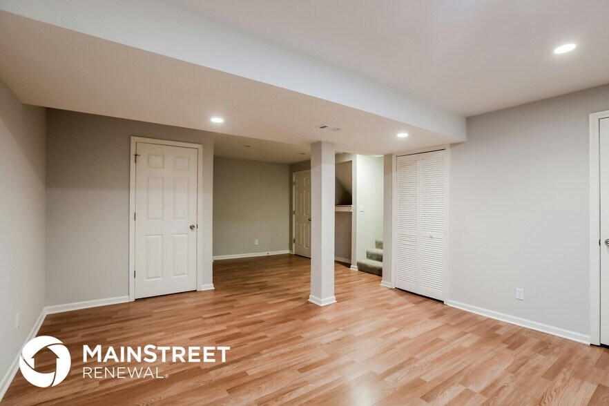 Building Photo - 517 Kenneth Ln