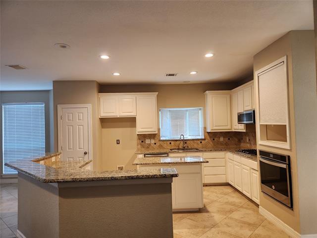 Building Photo - 7009 Dobbins Dr