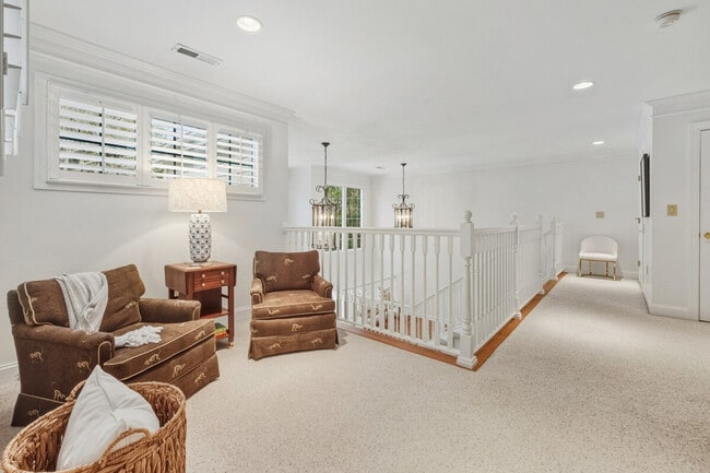 Building Photo - 21 Wallace Pate Dr