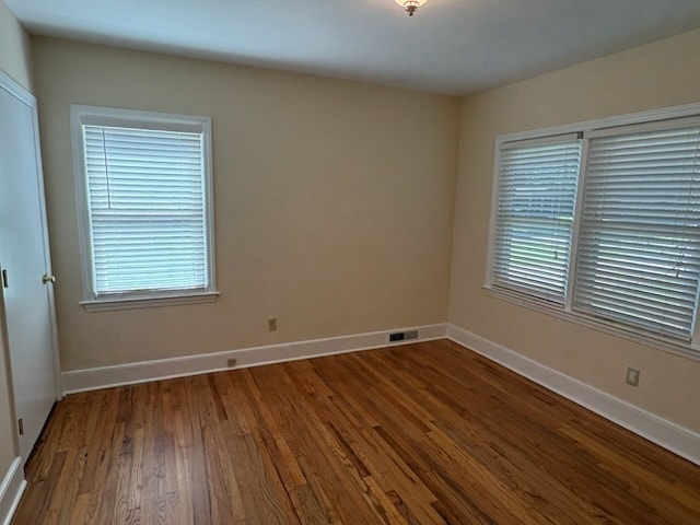 Building Photo - 127 White Oak Dr
