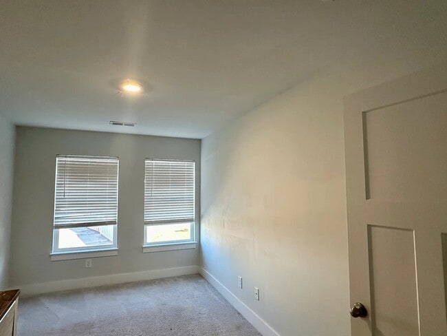 Building Photo - 1021 Millison Pl