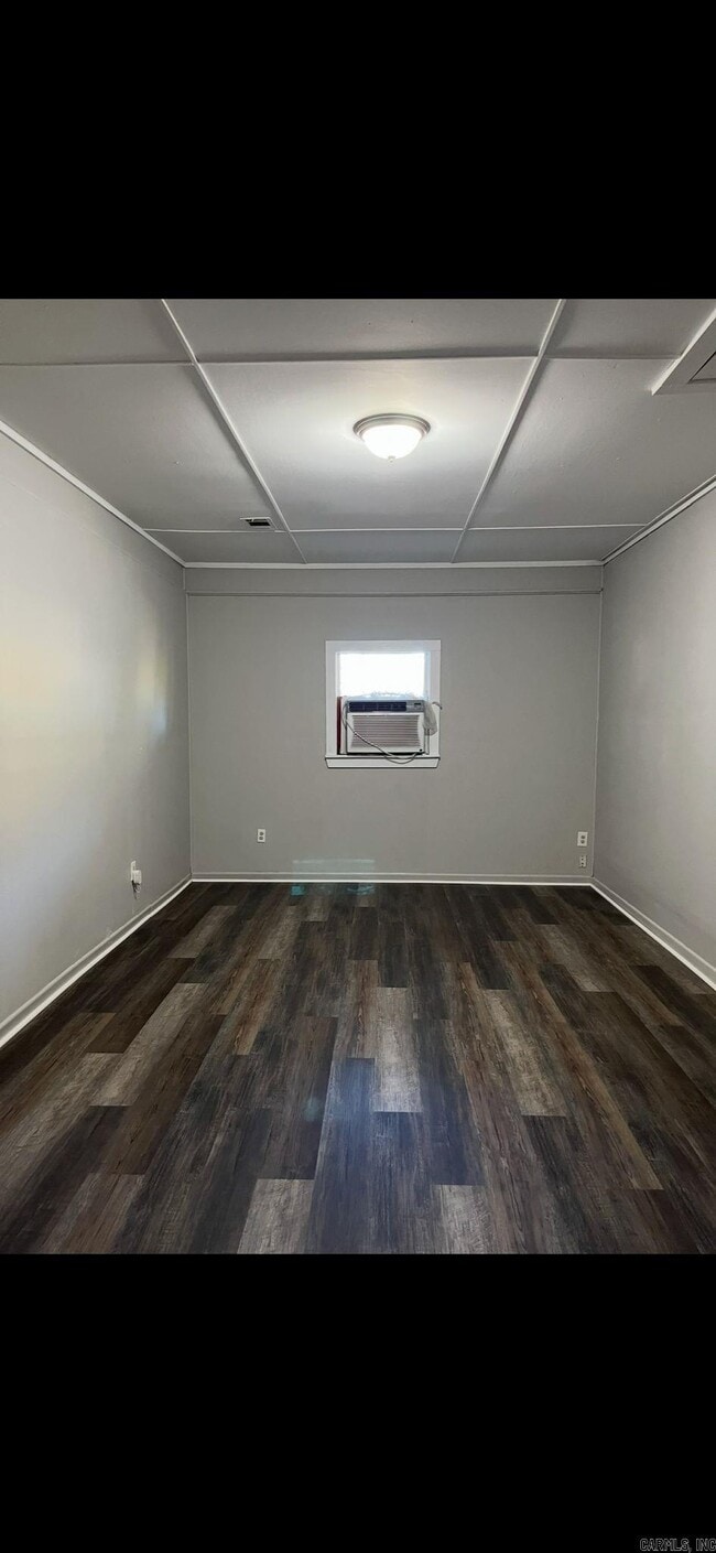 Building Photo - 1911 Robert E Lee St