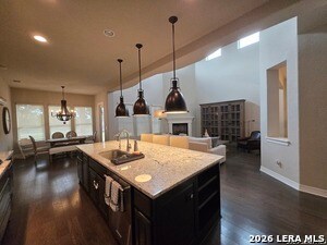 Building Photo - 1215 Via Se Villa