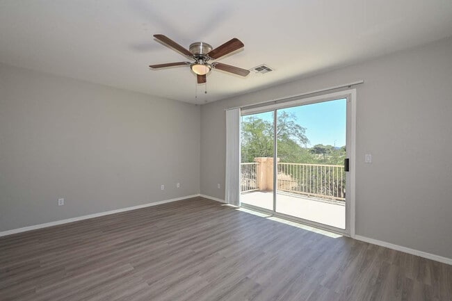 Building Photo - 223 S 119th Dr