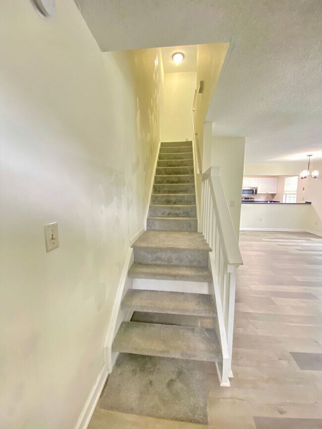 Building Photo - Columbus Station Condo