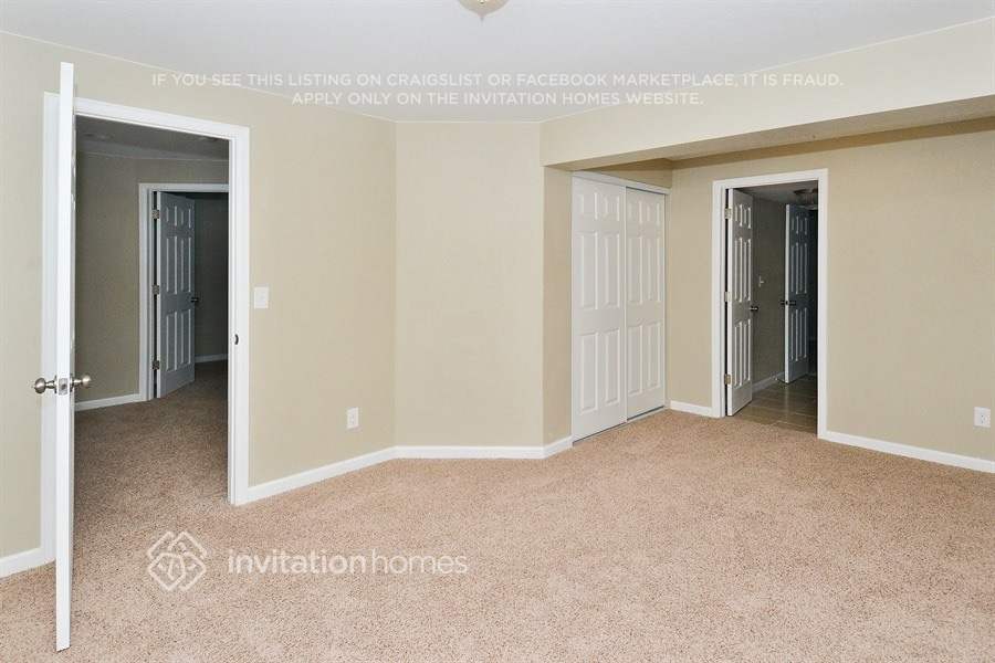 Building Photo - 12804 E Wyoming Cir