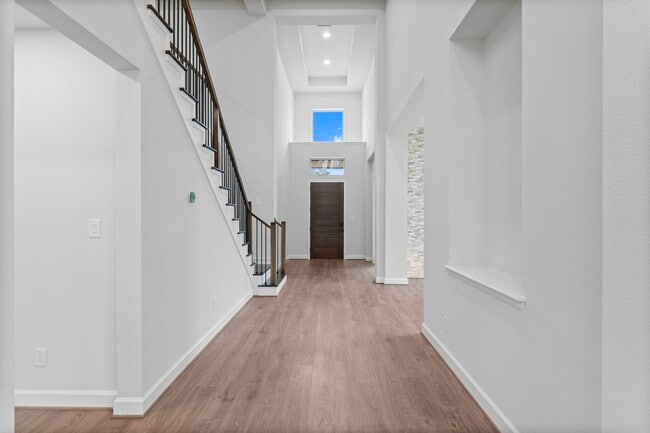 Building Photo - 8546 Burdekin Rd