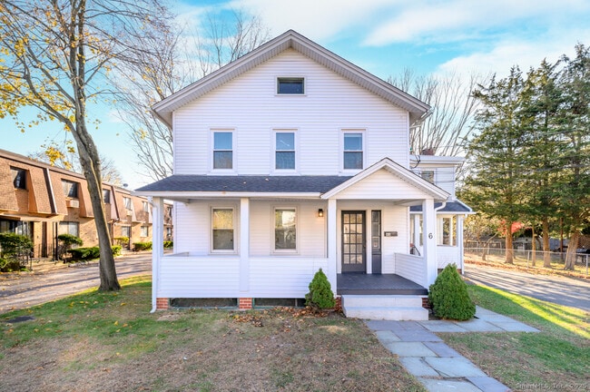 Primary Photo - 6 Fremont Pl