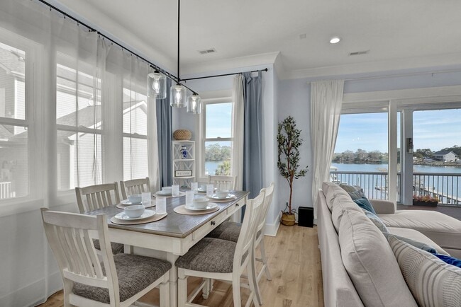 Building Photo - 1059 Meridian Dr