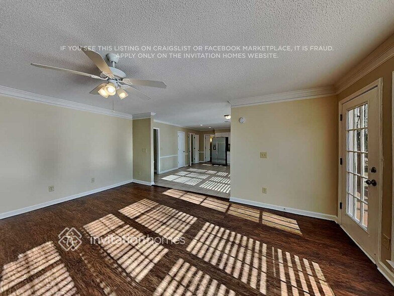 Building Photo - 2412 Westport Cir