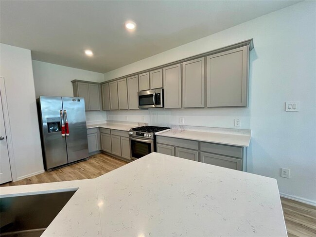 Building Photo - 31603 Rosebud Vly Ln