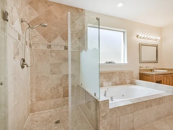 Building Photo - 2502 Bridge Hampton Way