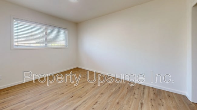 Building Photo - 1063 Del Sol Pl