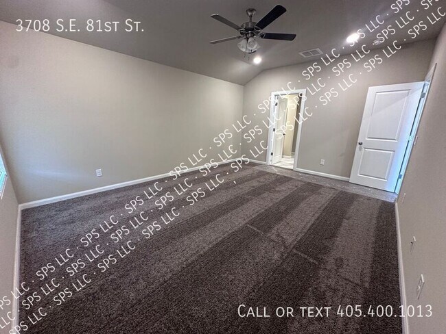 Building Photo - 3708 SE 81st St