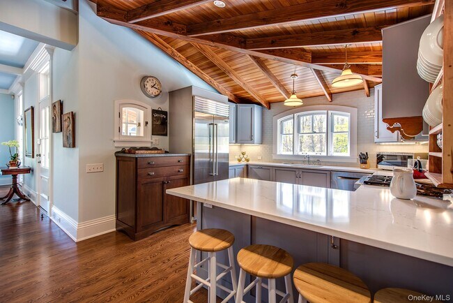 Building Photo - 106 Old Depot Rd