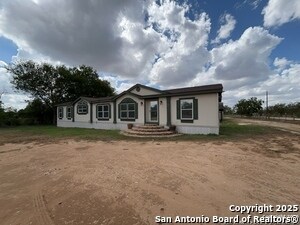Building Photo - 9611 Hildebrandt
