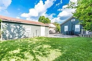 Building Photo - 231 Cody St