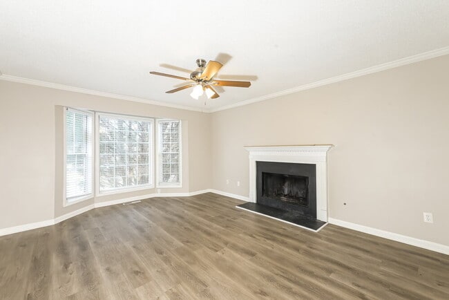 Building Photo - 460 Twin Brook Way NW