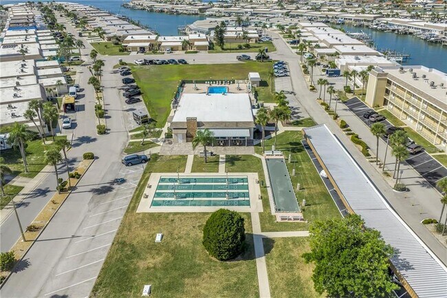 Building Photo - 143 Boca Ciega Point Blvd N