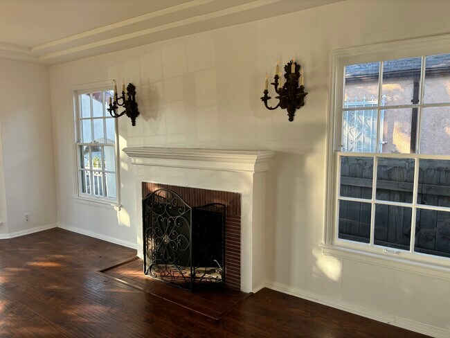 Living room - 1916 S Holt Ave