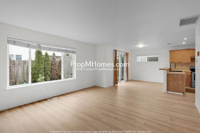 Building Photo - Stunning Bethany Village Charmer with Updates!