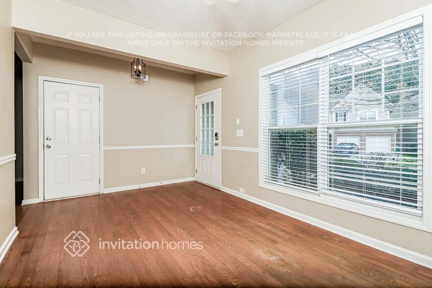 Building Photo - 721 Mountain Laurel Dr