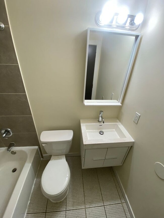 Building Photo - 6331 W Girard Ave