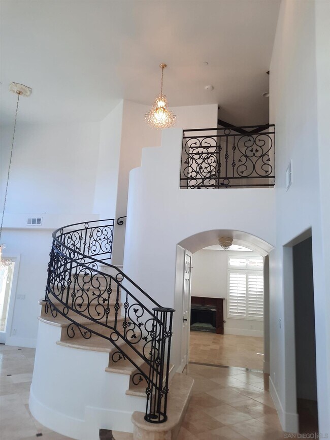 Building Photo - 2341 Canyon View Glen
