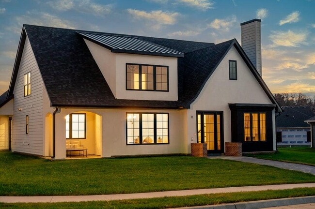 Primary Photo - 15015 Everglades Dr