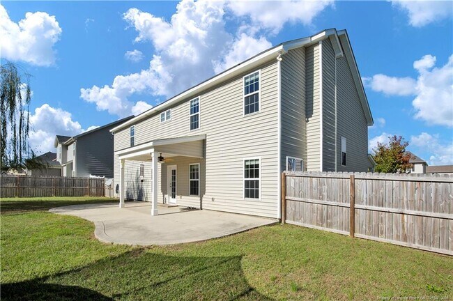 Building Photo - 313 Fountain Grove Dr
